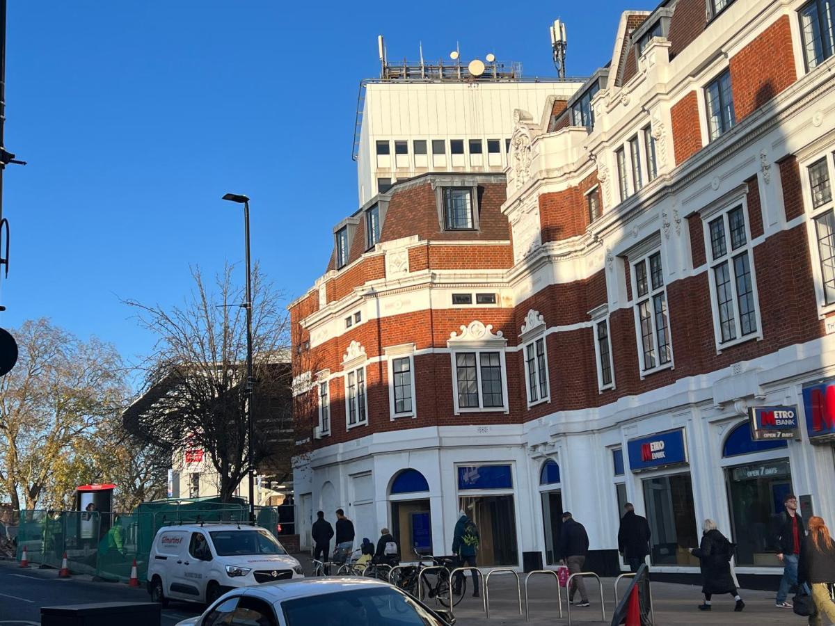La Vie - Entire - Next To District Elizabeth Line Tube Station - Near London & Wembley Appartement Ealing